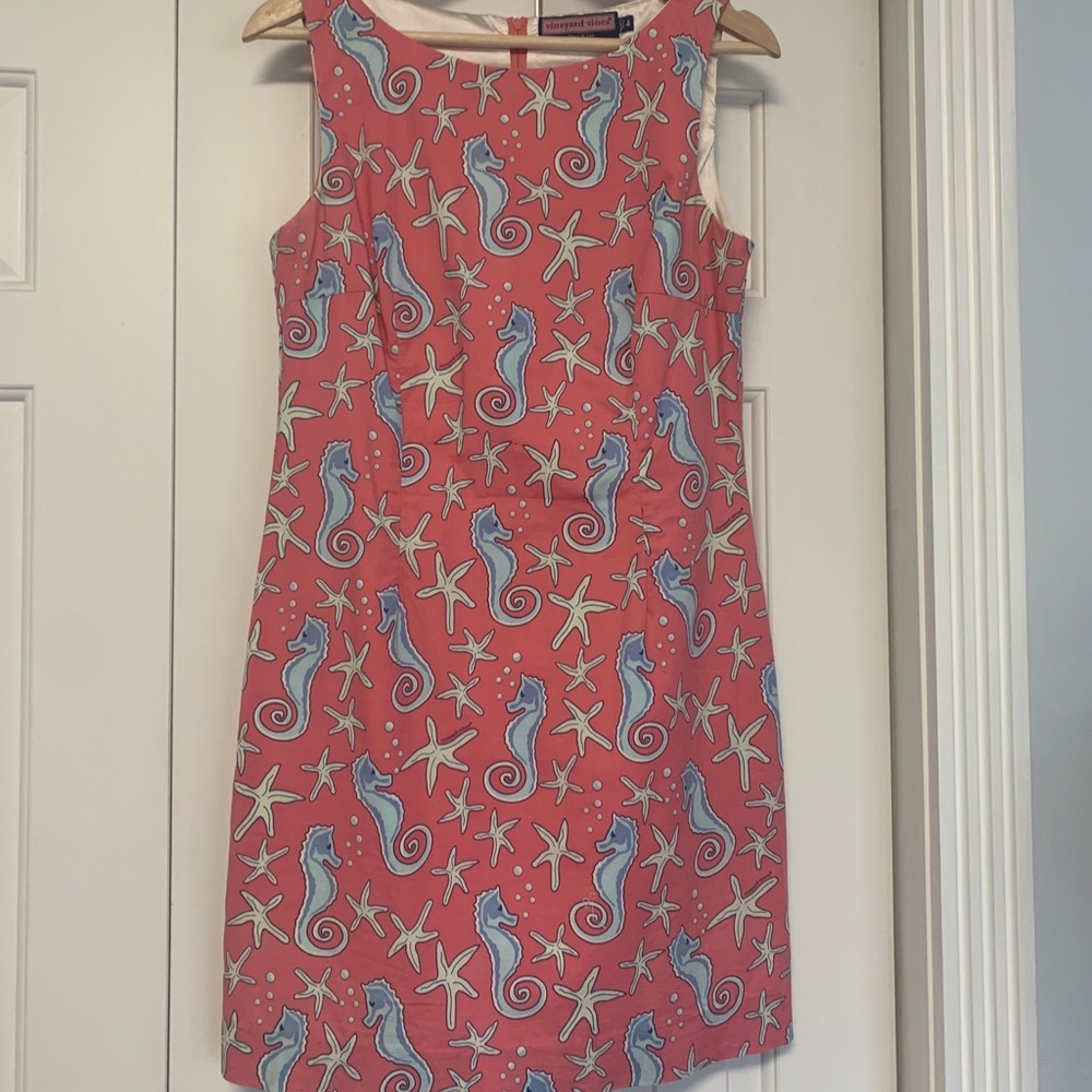 ⭐️ Classic Vineyard Vines Shift Dress ⭐️